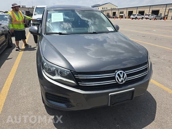 2012 Volkswagen Tiguan LE - miniatura 2