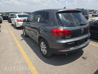 2012 Volkswagen Tiguan LE - miniatura 6