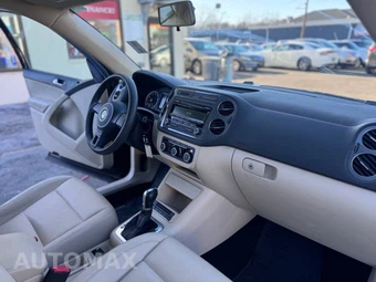 2012 Volkswagen Tiguan LE – miniatura 27