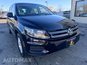 2012 Volkswagen Tiguan LE – miniatura 4