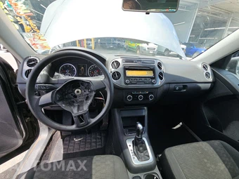 2012 Volkswagen Tiguan S – miniatura 11