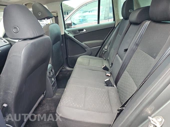 2012 Volkswagen Tiguan S – miniatura 13