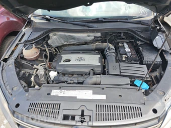 2012 Volkswagen Tiguan S – miniatura 15