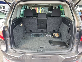 2012 Volkswagen Tiguan S – miniatura 16