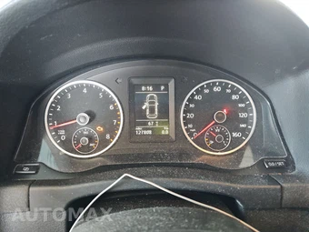 2012 Volkswagen Tiguan S – miniatura 12
