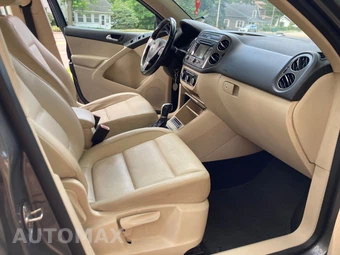 2012 Volkswagen Tiguan S – miniatura 11