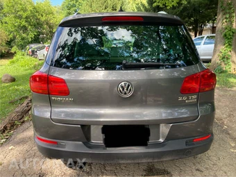 2012 Volkswagen Tiguan S – miniatura 6