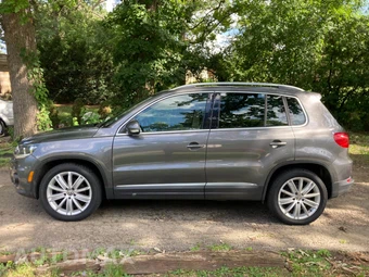 2012 Volkswagen Tiguan S – miniatura 8