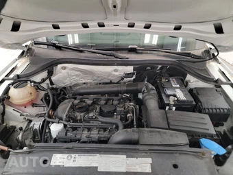 2012 Volkswagen Tiguan S – miniatura 15