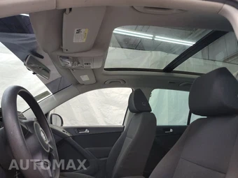 2012 Volkswagen Tiguan S – miniatura 17