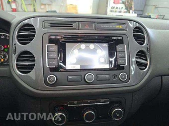 2012 Volkswagen Tiguan SE w/Sunroof & Navigation - miniatura 10