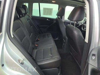 2012 Volkswagen Tiguan SE w/Sunroof & Navigation - miniatura 16