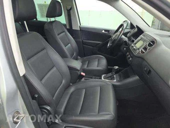2012 Volkswagen Tiguan SE w/Sunroof & Navigation - miniatura 18