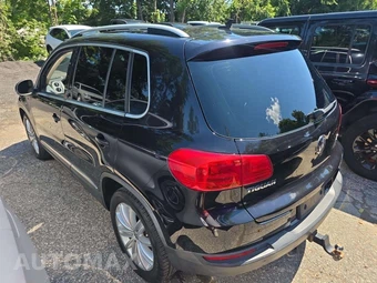 2012 Volkswagen Tiguan SE w/Sunroof & Navigation - miniatura 2