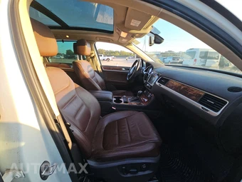 2012 Volkswagen Touareg Hybrid - miniatura 8
