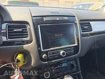 2012 Volkswagen Touareg TDI Sport w/Navigation - miniatura 11