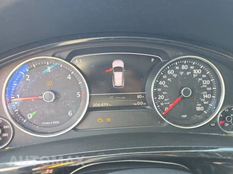 2012 Volkswagen Touareg TDI Sport w/Navigation - miniatura 12