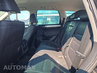 2012 Volkswagen Touareg TDI Sport w/Navigation - miniatura 13