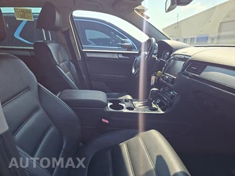 2012 Volkswagen Touareg TDI Sport w/Navigation - miniatura 8