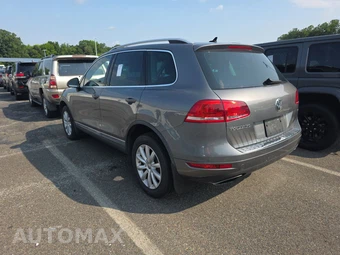 2012 Volkswagen Touareg V6 Sport w/Navigation - miniatura 6
