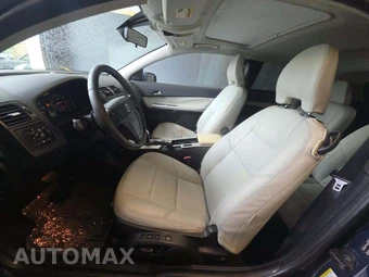 2012 Volvo C30 T5 – miniatura 6