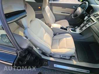 2012 Volvo C70 T5 – miniatura 18
