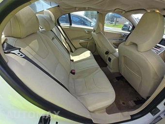2012 Volvo S60 T5 – miniatura 16