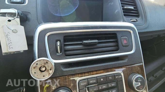 2012 Volvo S60 T5 – miniatura 19