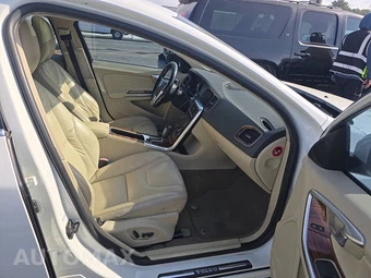 2012 Volvo S60 T5 – miniatura 8
