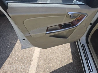 2012 Volvo S60 T5 – miniatura 9