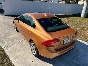 2012 Volvo S60 T5 – miniatura 10