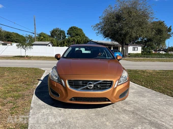 2012 Volvo S60 T5 – miniatura 3