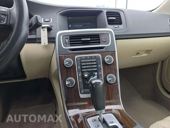 2012 Volvo S60 T5 – miniatura 10
