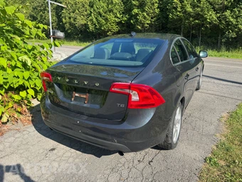 2012 Volvo S60 T5 – miniatura 7