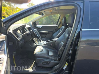 2012 Volvo XC60 T6 R-Design Premier Plus – miniatura 16