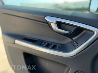2012 Volvo XC60 T6 R-Design Premier Plus - miniatura 14