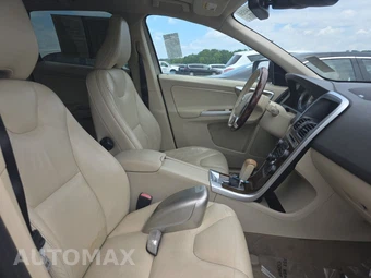 2012 Volvo XC60 T6 – miniatura 8