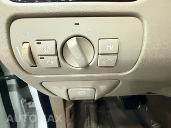 2012 Volvo XC70 - miniatura 27