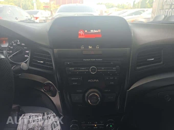 2013 Acura ILX w/Premium Pkg – miniatura 10