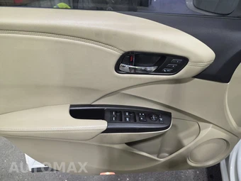 2013 Acura RDX – miniatura 9