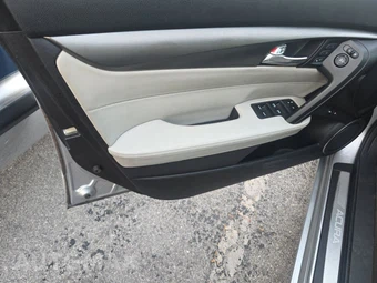 2013 Acura TL w/Technology Pkg – miniatura 9