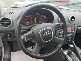 2013 Audi A3 2.0T Premium – miniatura 10