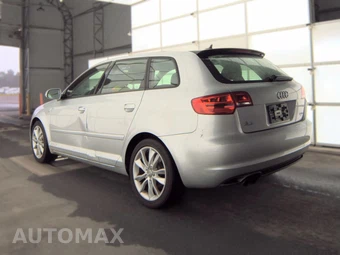2013 Audi A3 2.0T Premium – miniatura 6