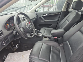 2013 Audi A3 2.0T Premium – miniatura 7