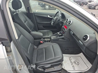 2013 Audi A3 2.0T Premium – miniatura 8