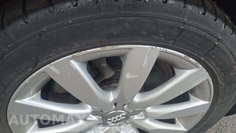 2013 Audi A4 2.0T Premium Sedan – miniatura 23