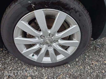 2013 Audi A4 2.0T Premium Sedan – miniatura 24