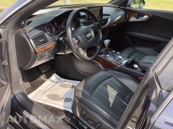 2013 Audi A7 3.0T Prestige - miniatura 9