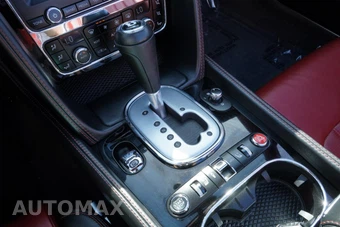 2013 Bentley Continental GT V8 Convertible - miniatura 39
