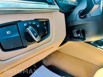 2013 BMW 3 Series 328i xDrive - miniatura 17